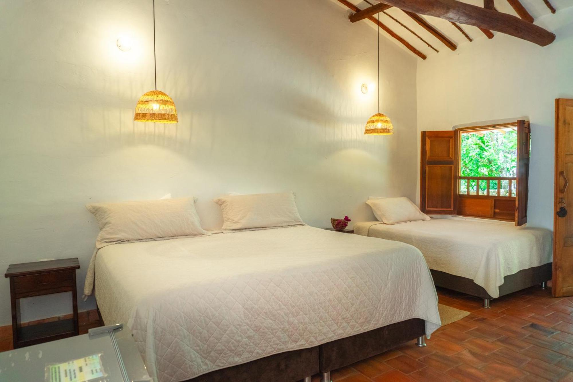 Hotel Hacienda Macedonia Баричара Экстерьер фото