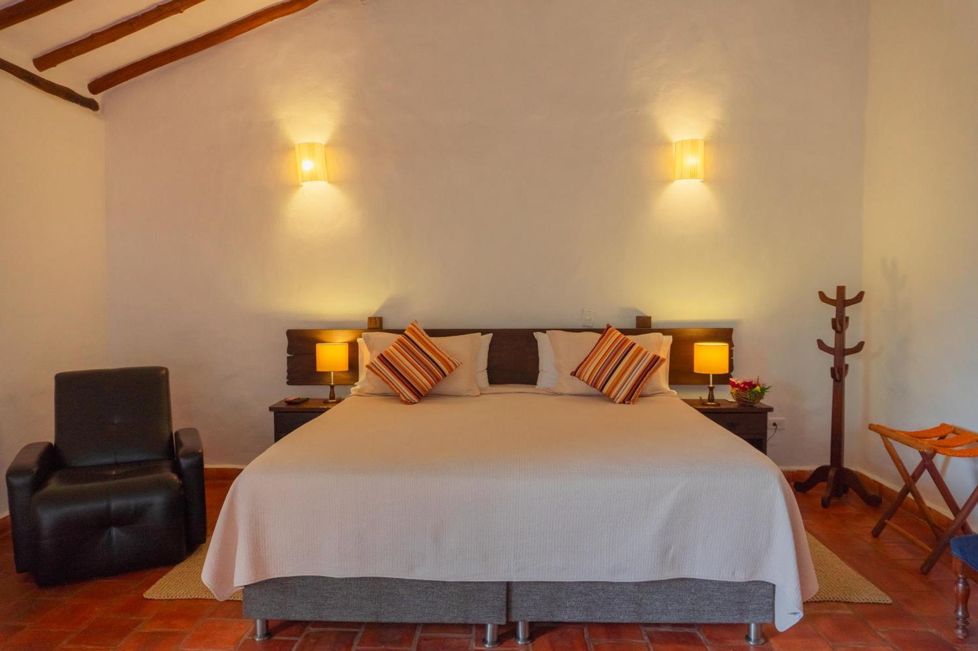 Hotel Hacienda Macedonia Баричара Экстерьер фото