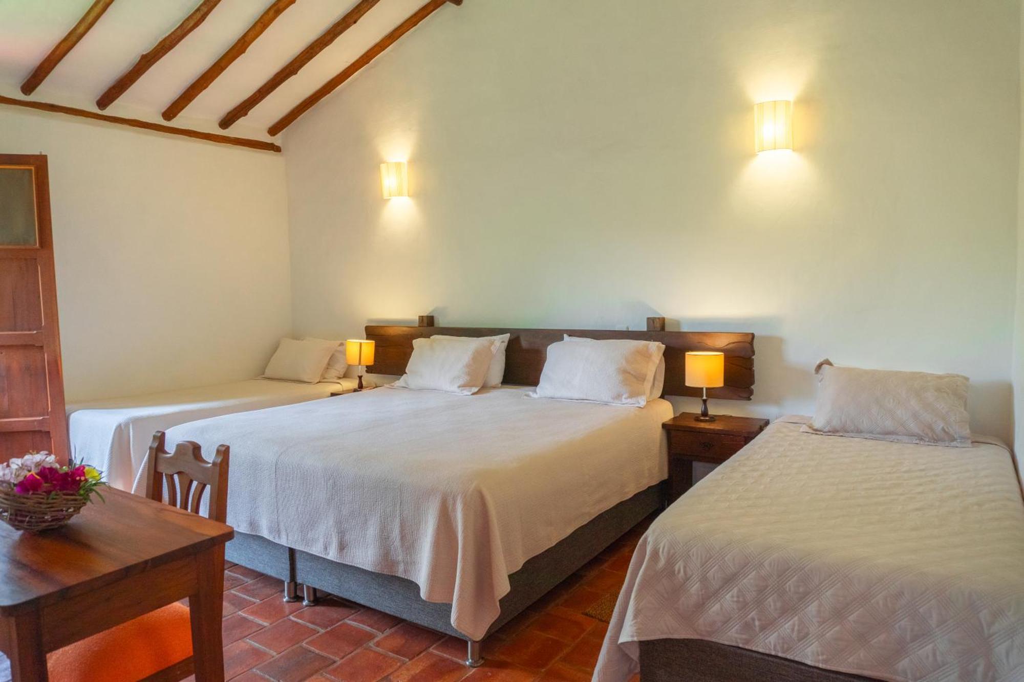 Hotel Hacienda Macedonia Баричара Экстерьер фото