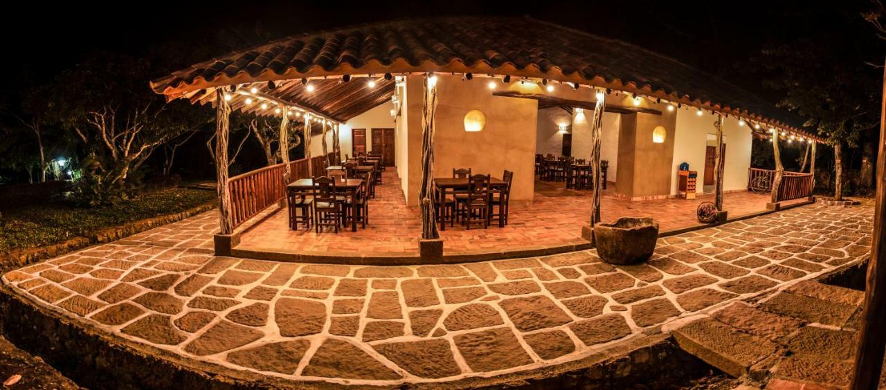 Hotel Hacienda Macedonia Баричара Экстерьер фото