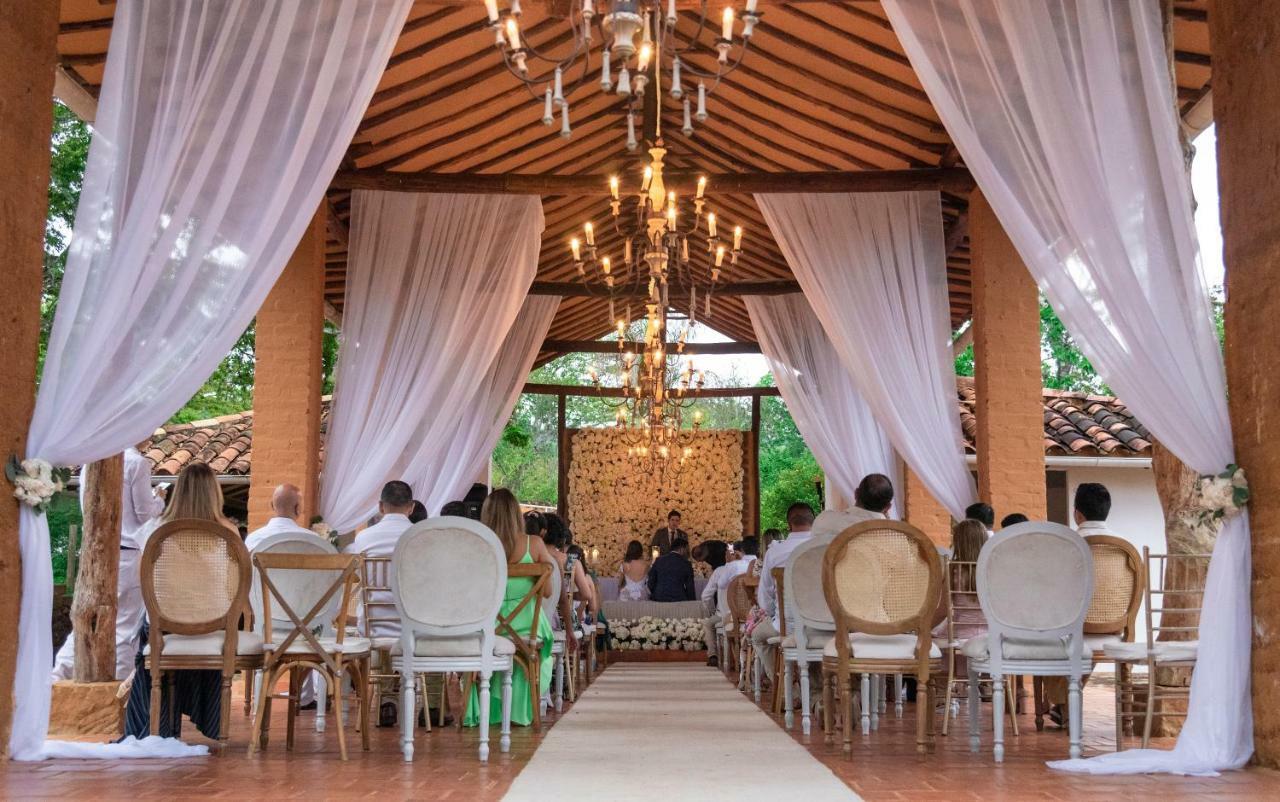 Hotel Hacienda Macedonia Баричара Экстерьер фото